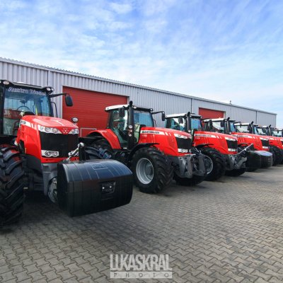 Areál firmy Agrocentrum ZS - traktory Massey Ferguson více modelů