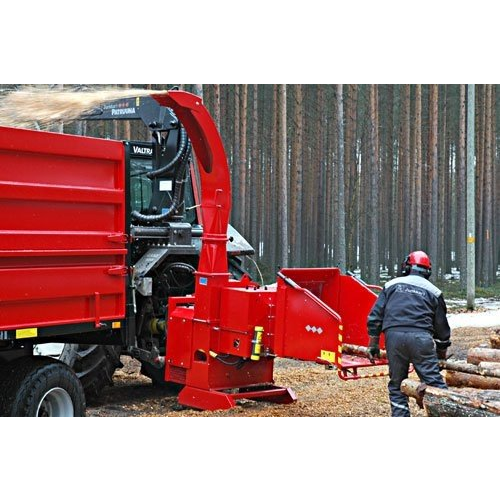 Drtiče a štěpkovače větví za traktor Junkkari