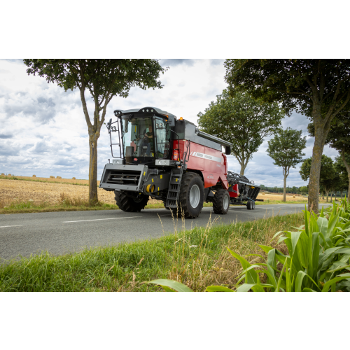 Kombajn Massey Ferguson Activa