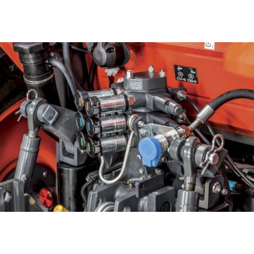 Traktor Kubota M4062 Cab