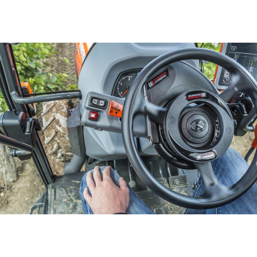 Traktor Kubota M5071N Cab