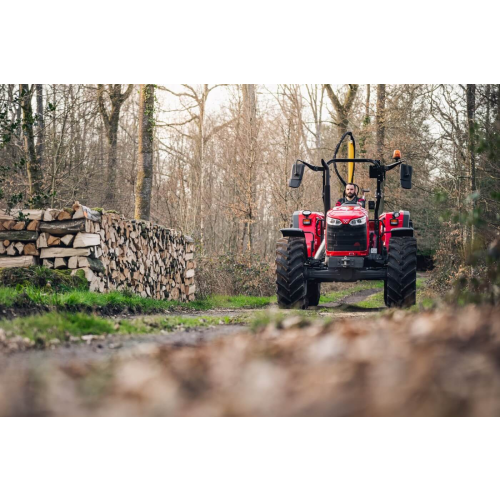 Traktory Massey Ferguson 4700 M