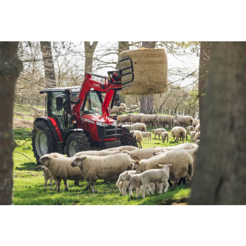 Traktory Massey Ferguson 4700 M