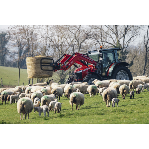 Traktory Massey Ferguson 5700 M