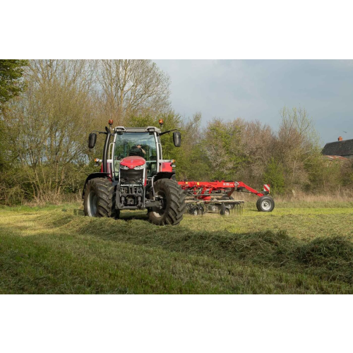 Traktory Massey Ferguson 6S