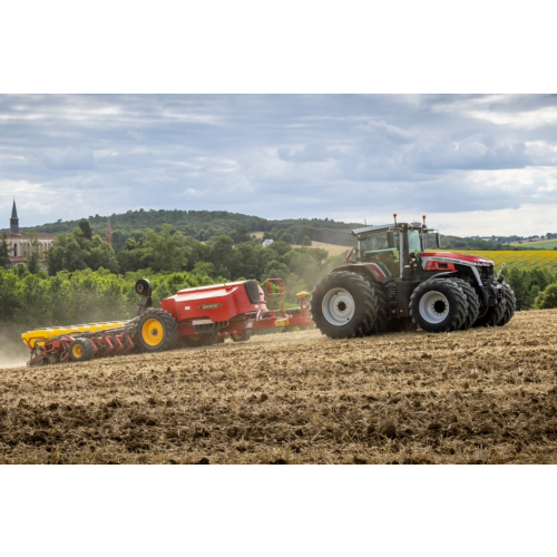 Traktor Massey Ferguson 9S