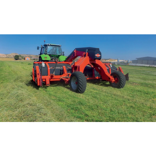 Pásový shrnovač KUHN MERGE MAXX 950