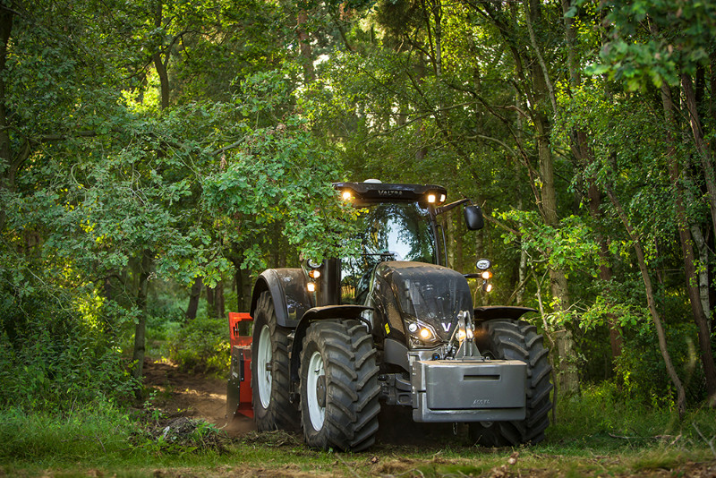 Lesní traktory Valtra v AGROCENTRUM ZS